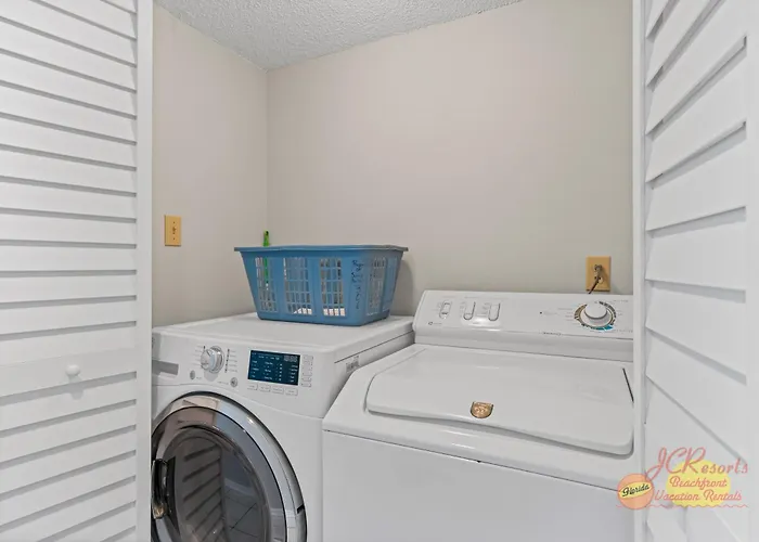 Apartment Dollar 306